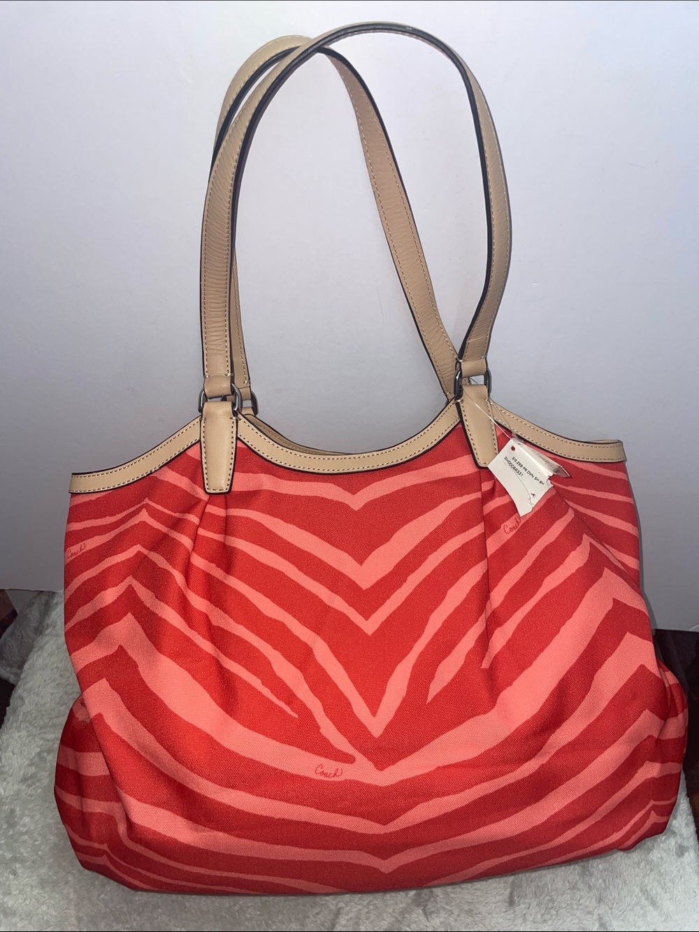 NWT Coach Zebra Print ‘Devin’ Signature Stripe Shoulder Bag - Picture 2 of 14